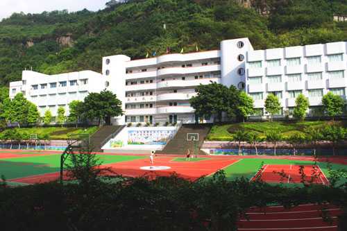 枇杷坪小学20218.jpg